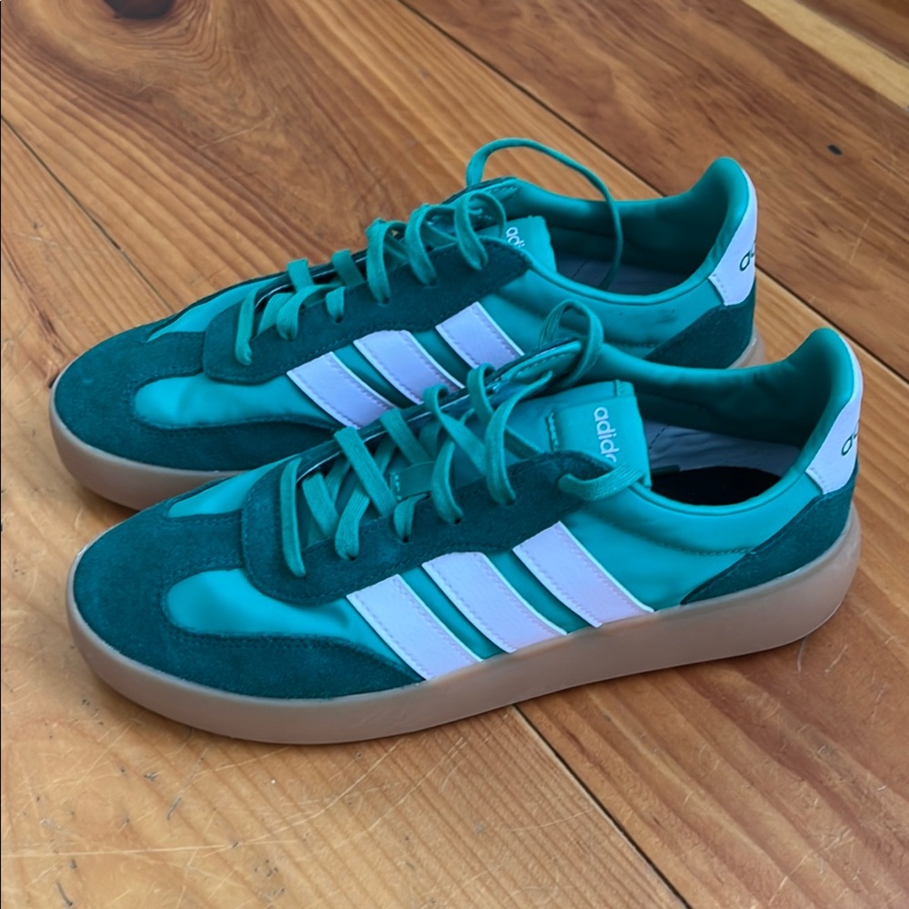 Adidas Barreda Sneakers - Green with Lavender Stripes, Size 8.5